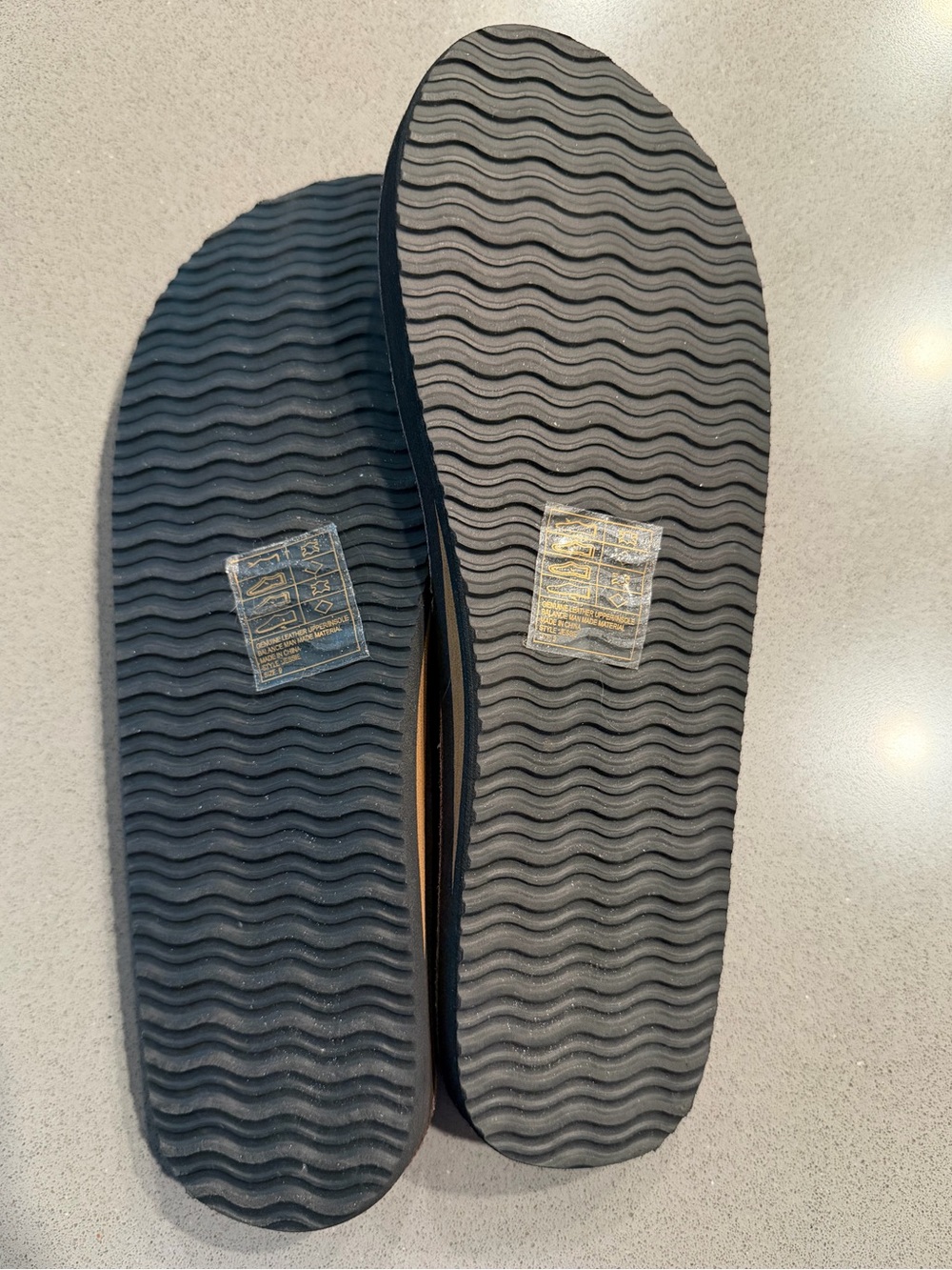 NWOT Women’s Sundry Braided Strap Leather Flip-Flops/Sandals, Sz. 9! Super nice! - Picture 7 of 7